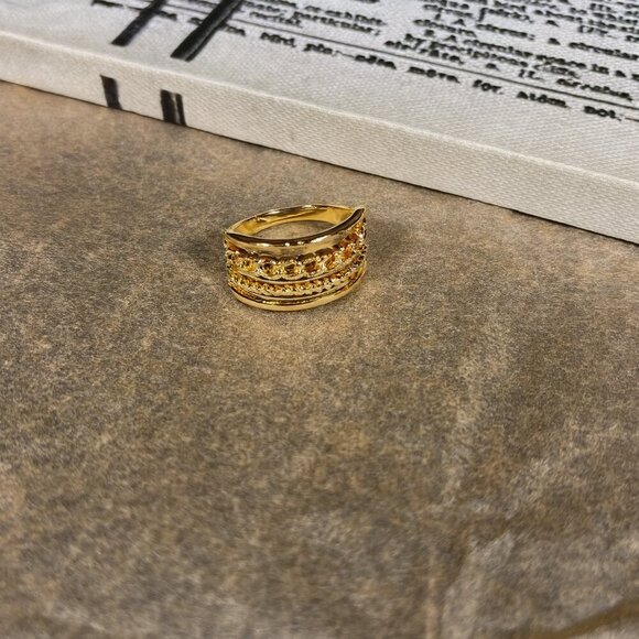 Set of 2 Goldfilled Jewelry pieces: Clover Bracelet and Multi-Layer Band Ring - Picture 5 of 5